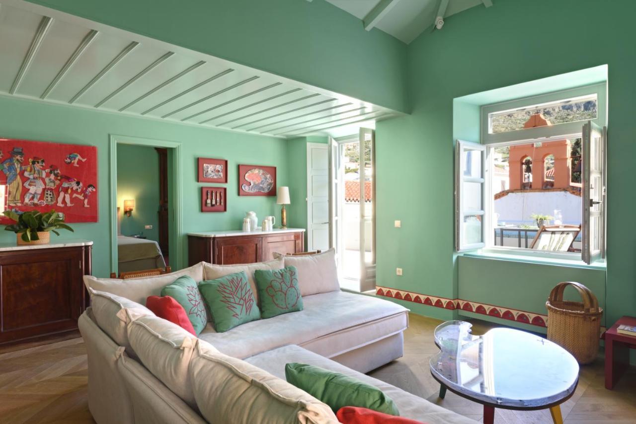 Hotel Cactus Hydra - Art